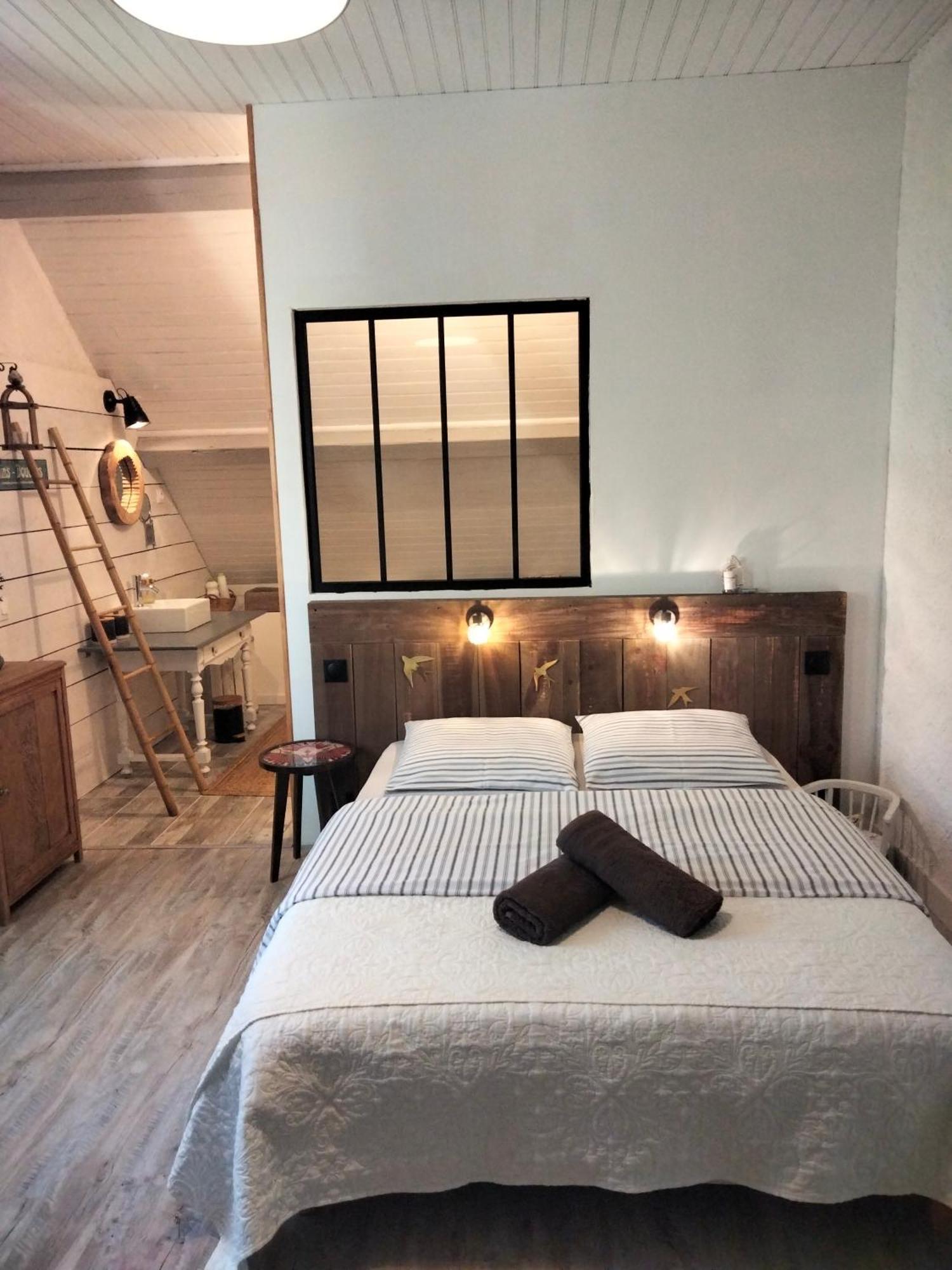Chambre Telma 2 Pers Avec Piscine "Mon Lit Au Pre" Couples Ou Femmes Seulement Pontours Esterno foto